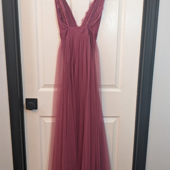 Magenta Tulle Maxi Dress with Lace Detail - Picture 3 of 11